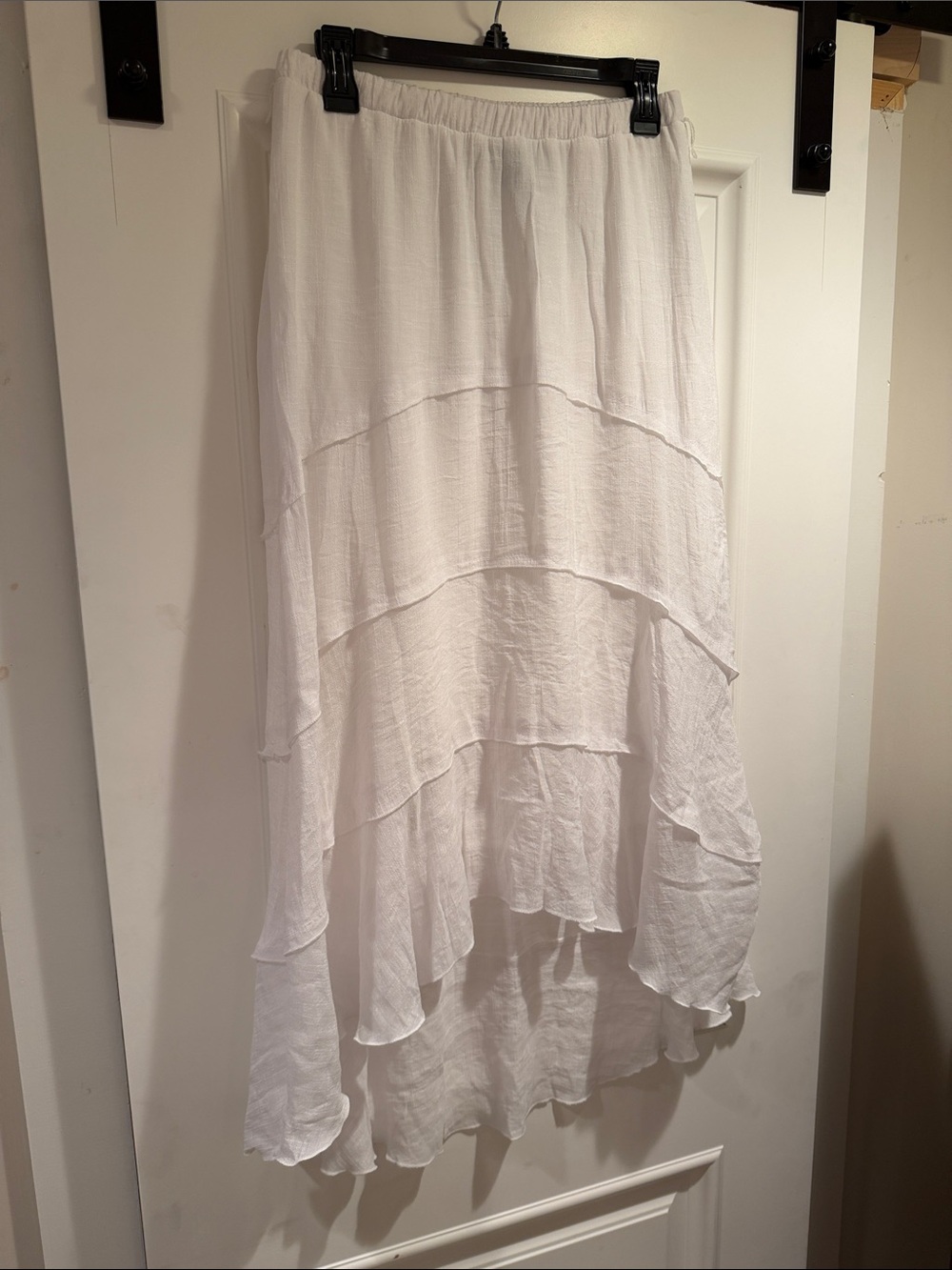 BCX White Tiered High-Low Skirt
